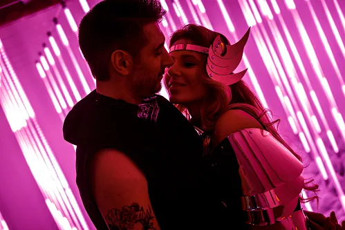 Kate Burningman — Födelsedagsfest, story 018