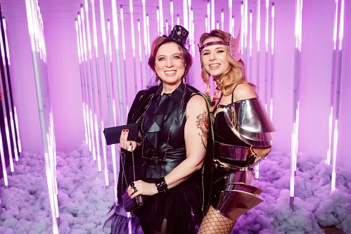 Kate Burningman — Födelsedagsfest, story 035