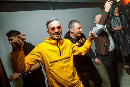 Kate Burningman — Födelsedagsfest, story 221
