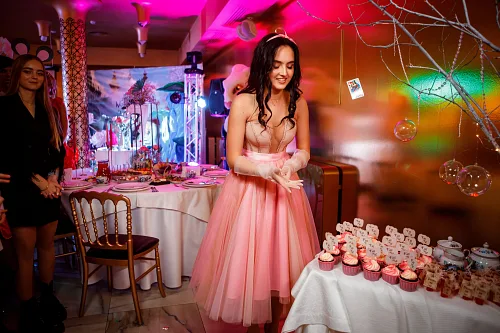 Ann in Wonderland 18 лет — фото 129