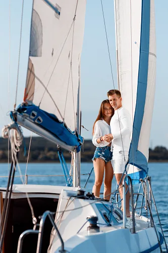 Engagement on a yacht Love Story — story 0015