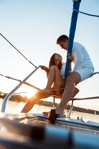 Engagement on a yacht Love Story — story 0066