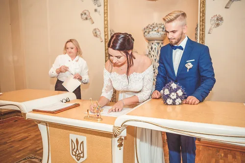 Irina and Artem Wedding story — story 0076